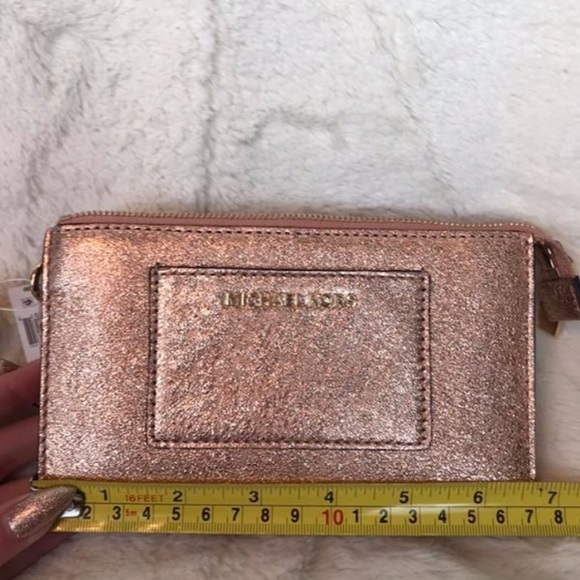 SOLD Rose Gold Michael Kors Wristlet - Picture 5 of 8